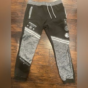 American Fighter men’s Large sweats
